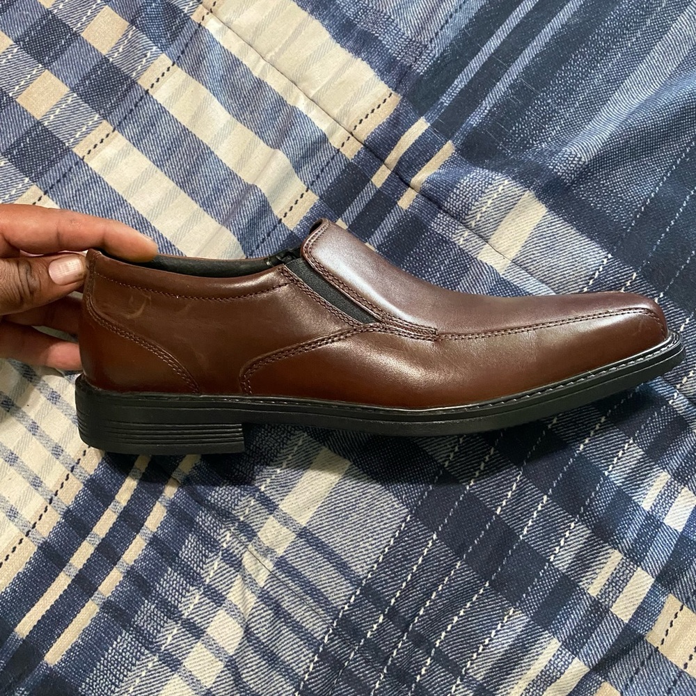 New mens slide ons 9.5